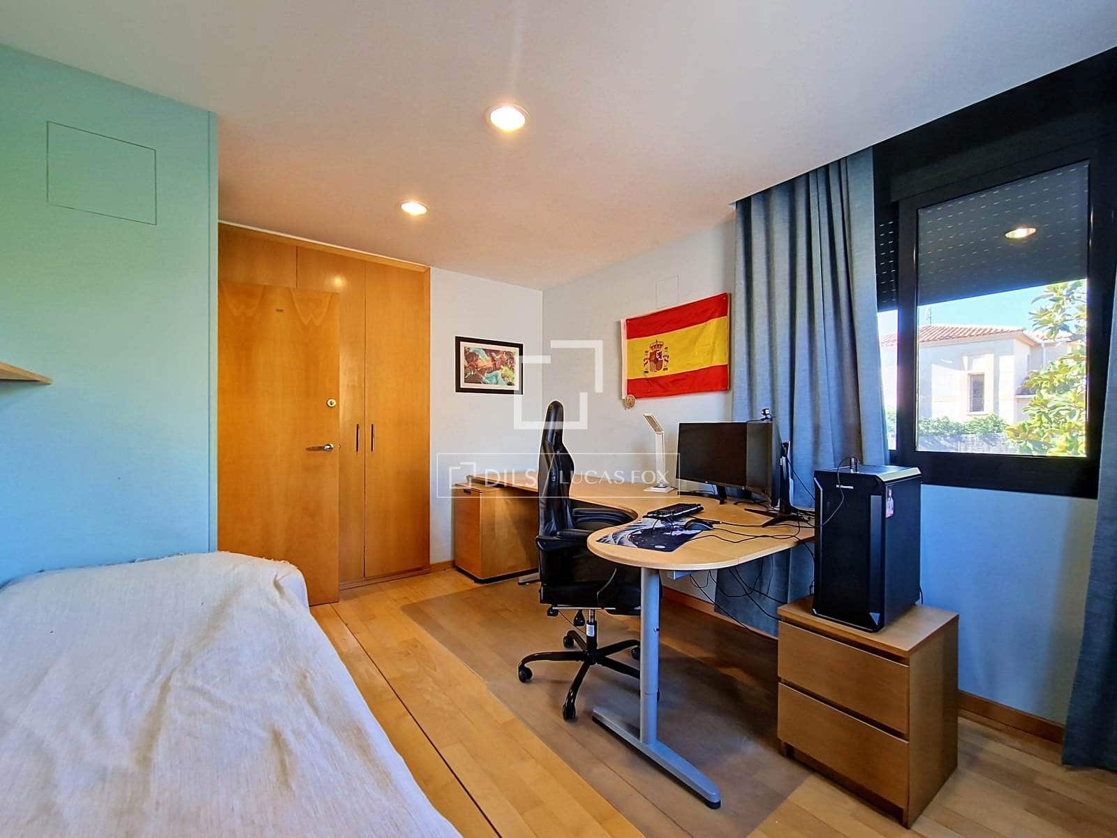 7 soverom Villa til salgs i Cunit med svømmebasseng garasje - € 1 200 000 (Ref: 10148129)