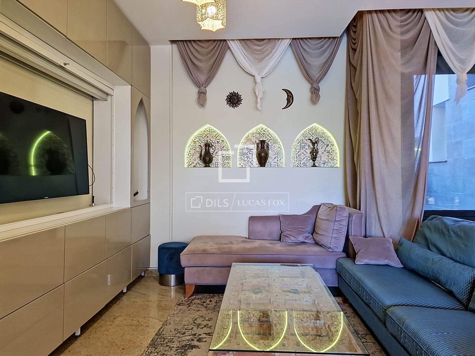 7 soverom Villa til salgs i Cunit med svømmebasseng garasje - € 1 200 000 (Ref: 10148129)