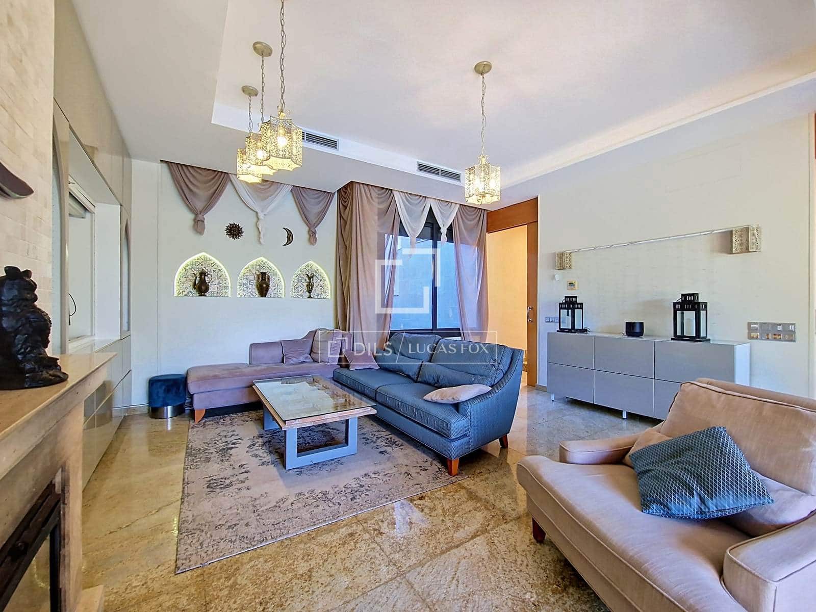 7 soverom Villa til salgs i Cunit med svømmebasseng garasje - € 1 200 000 (Ref: 10148129)