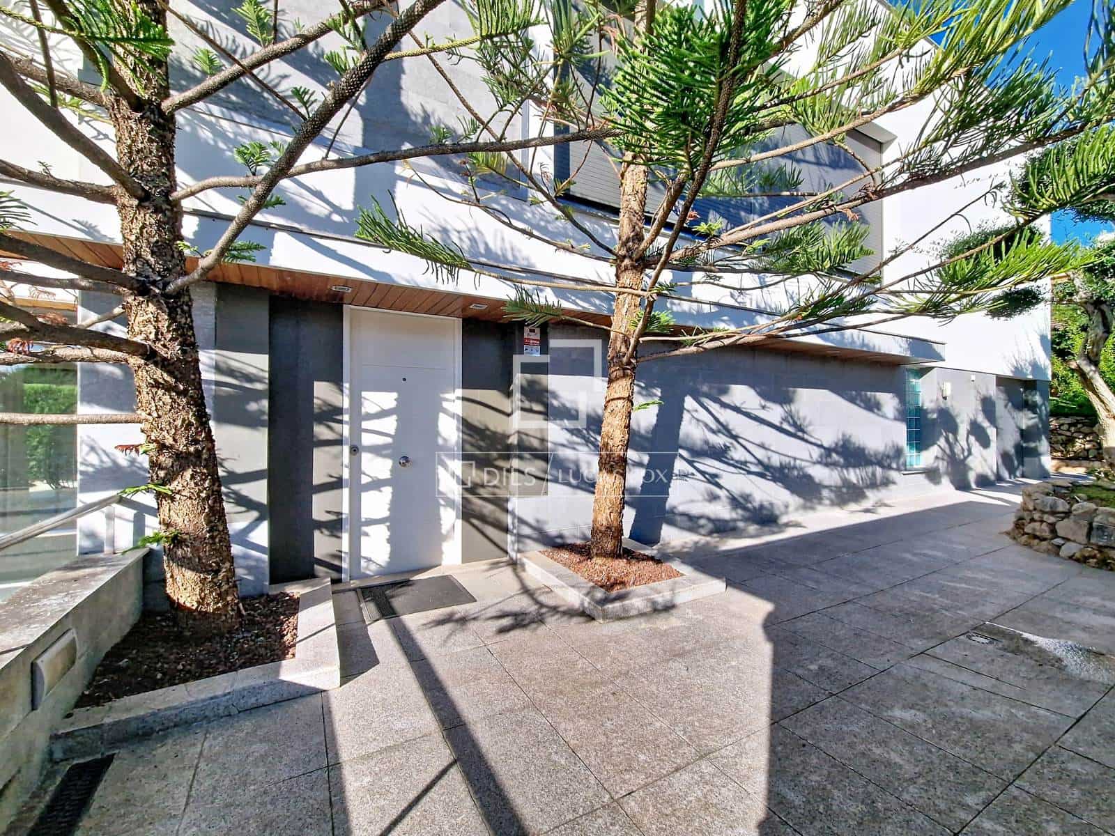 7 soverom Villa til salgs i Cunit med svømmebasseng garasje - € 1 200 000 (Ref: 10148129)
