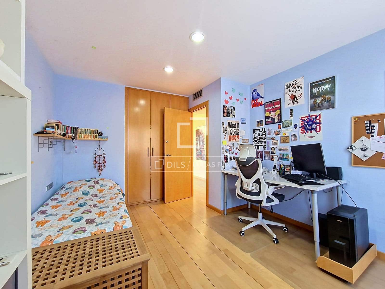 7 soverom Villa til salgs i Cunit med svømmebasseng garasje - € 1 200 000 (Ref: 10148129)