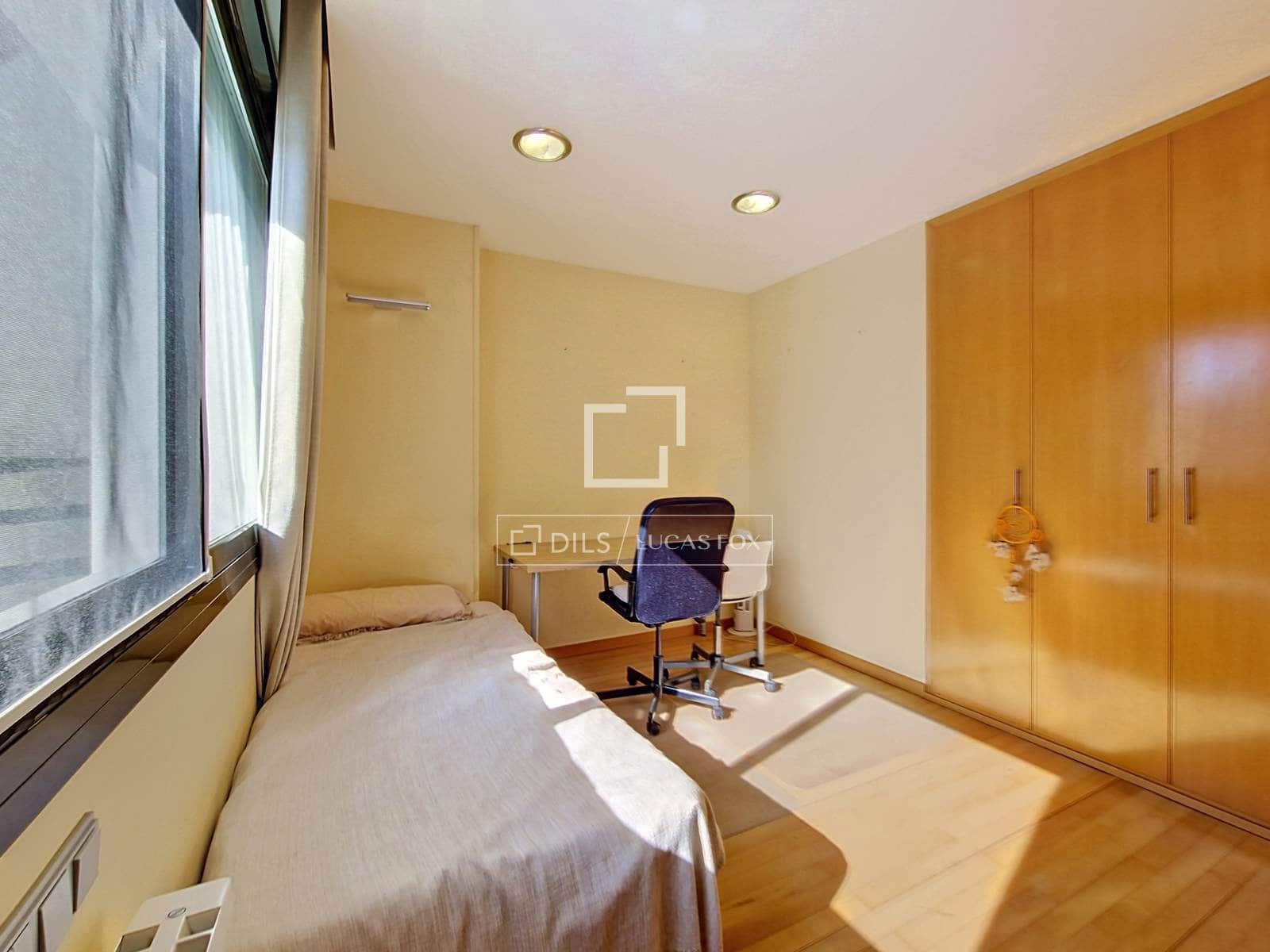 7 soverom Villa til salgs i Cunit med svømmebasseng garasje - € 1 200 000 (Ref: 10148129)