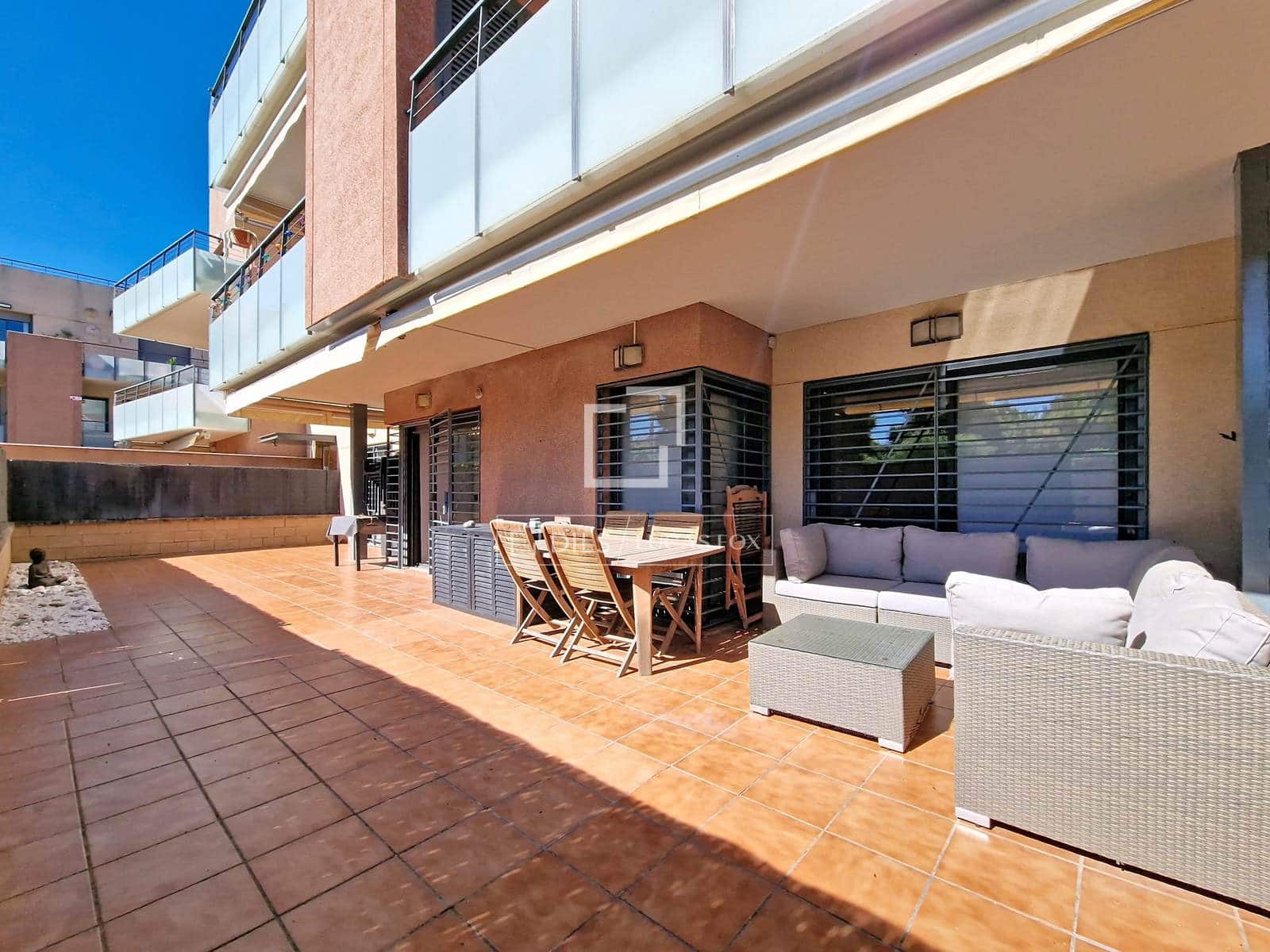 4 bedroom Apartment for sale in Cubelles with pool garage - € 649,000 (Ref: 10148160)