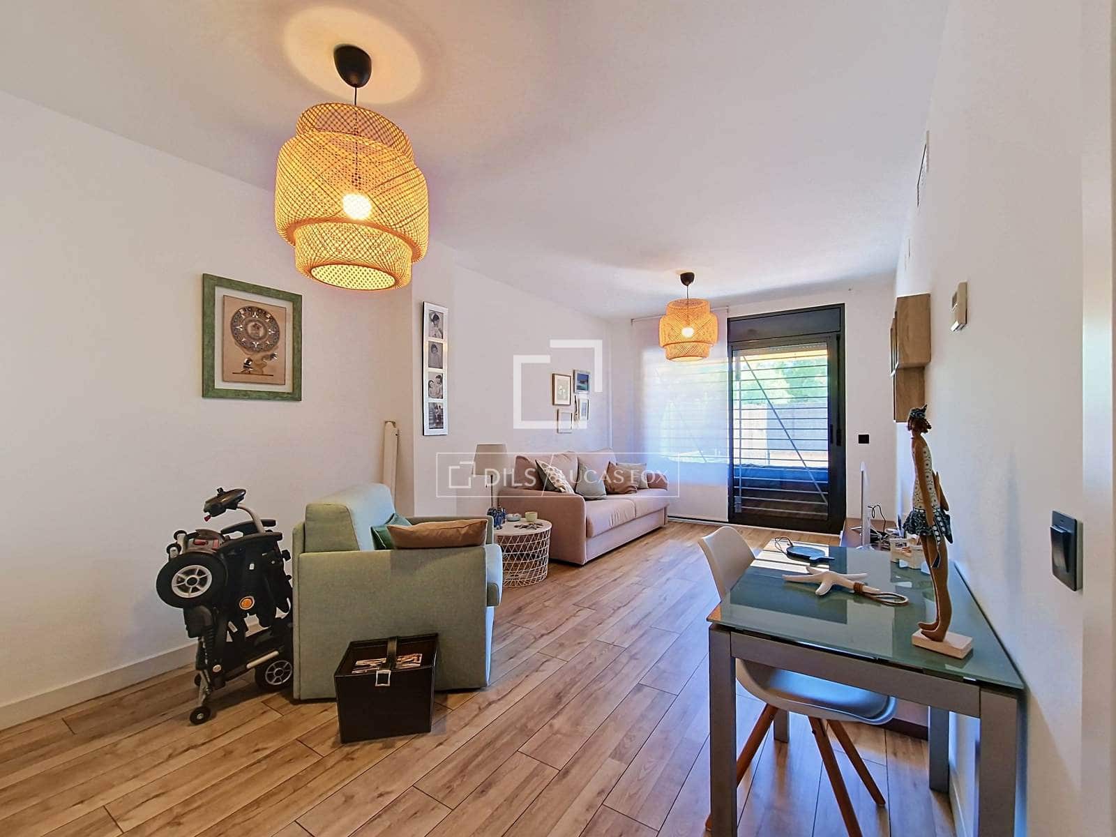 4 bedroom Apartment for sale in Cubelles with pool garage - € 649,000 (Ref: 10148160)