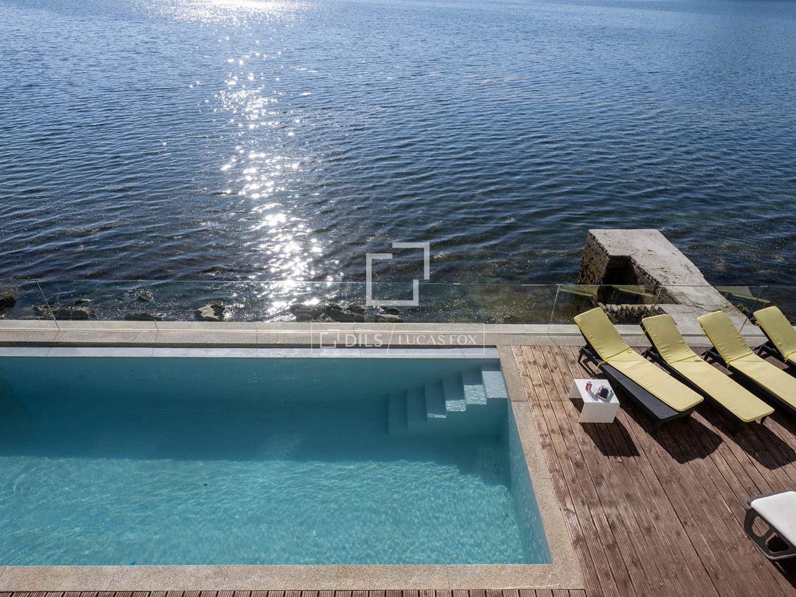 3 bedroom Villa for sale in Poio with pool garage - € 1,650,000 (Ref: 10151602)