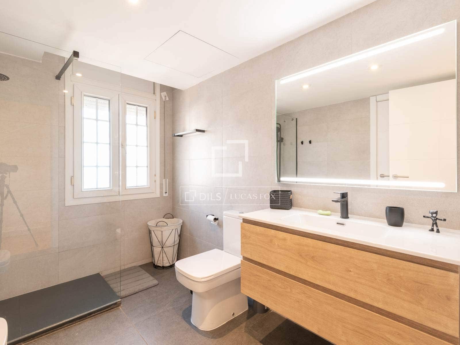 7 bedroom Villa for sale in Gava - € 2,700,000 (Ref: 10154205)