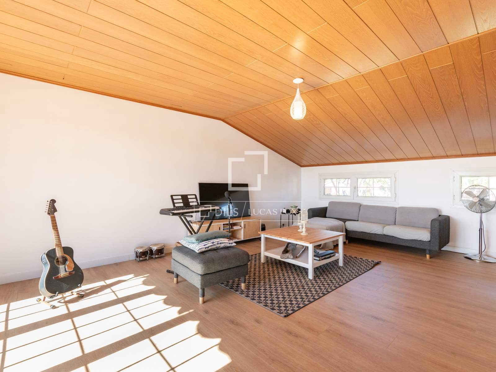 7 bedroom Villa for sale in Gava - € 2,700,000 (Ref: 10154205)