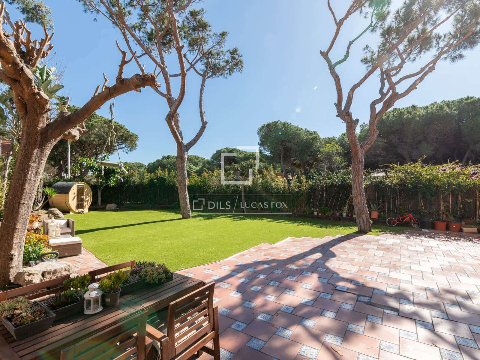 7 bedroom Villa for sale in Gava - € 2,700,000 (Ref: 10154205)