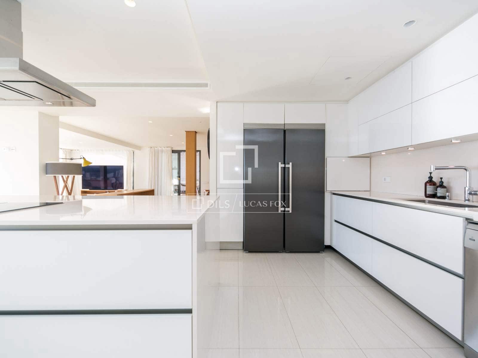 6 bedroom Villa for rent in Les Botigues de Sitges with pool garage - € 12,000 (Ref: 10154206)