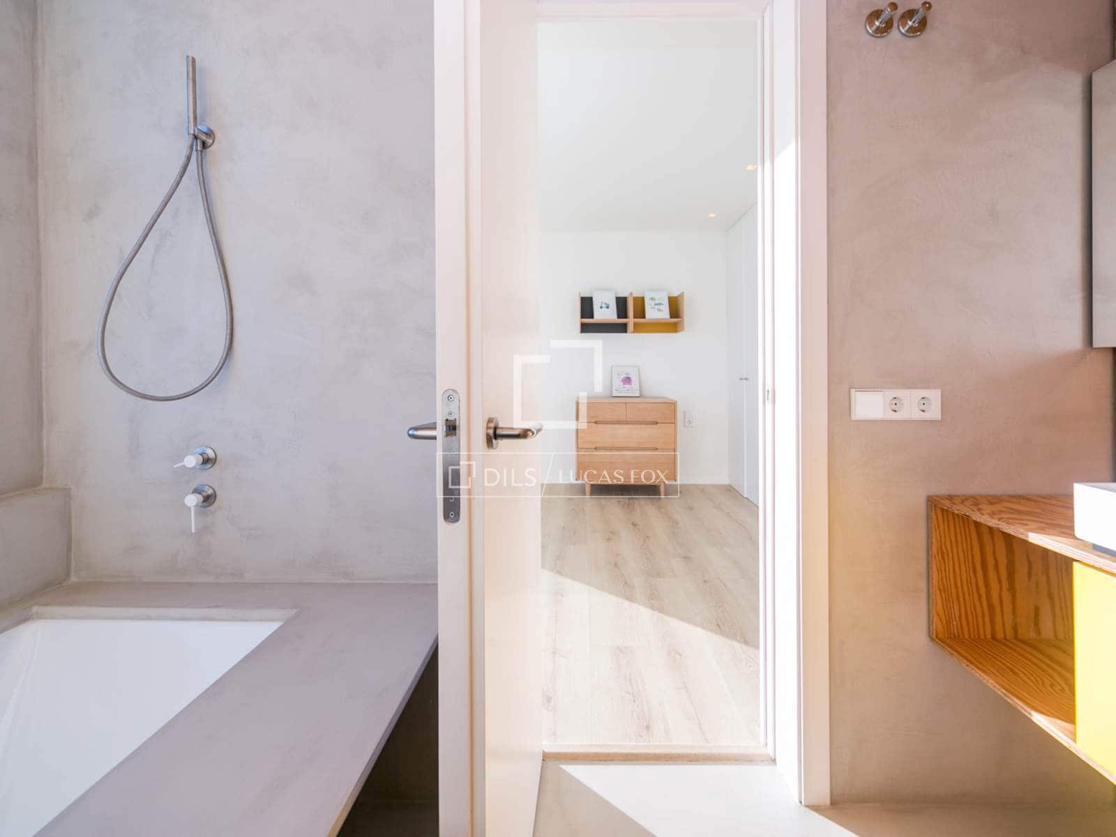 6 bedroom Villa for rent in Les Botigues de Sitges with pool garage - € 12,000 (Ref: 10154206)