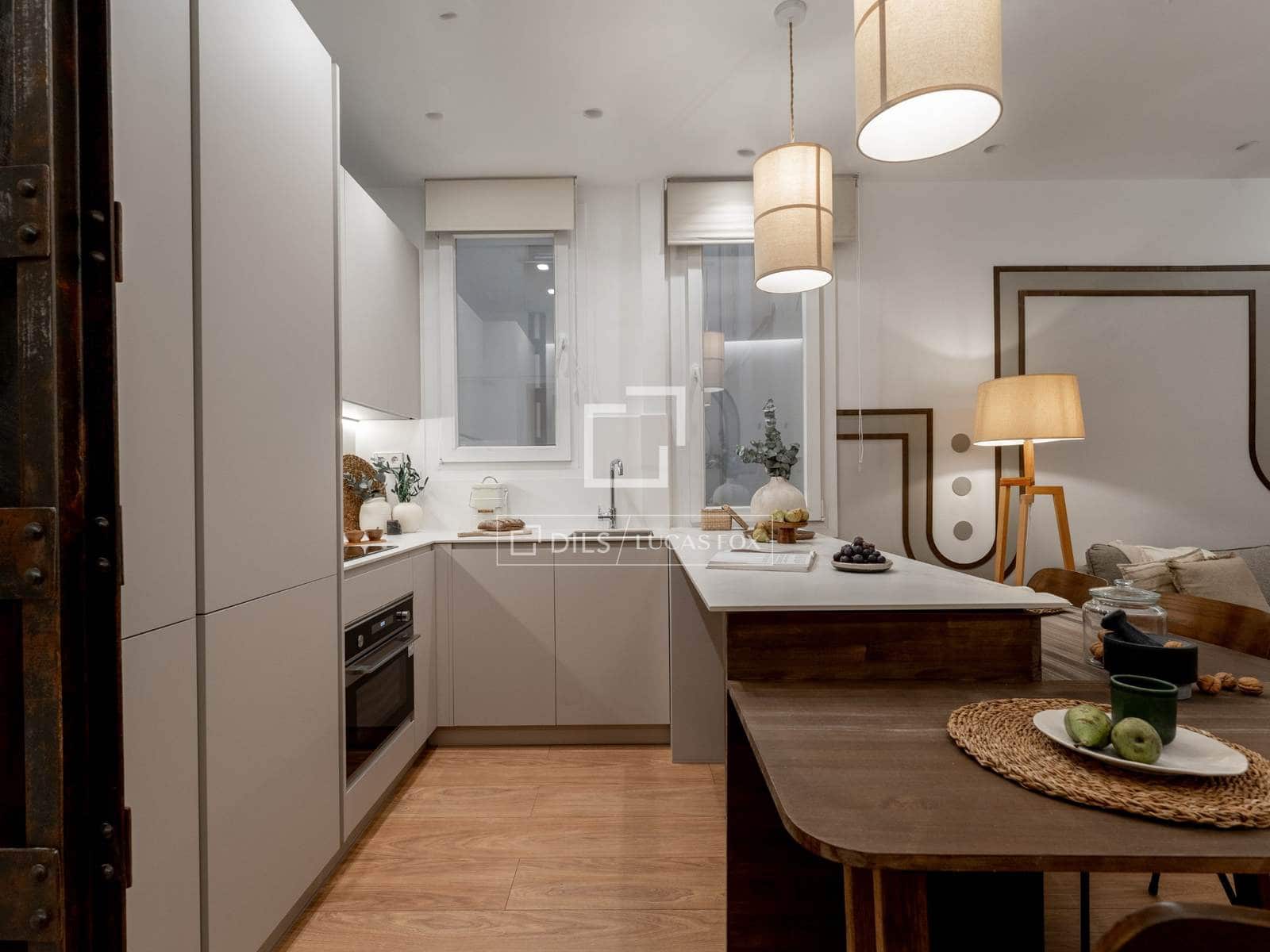 2 makuuhuone Huoneisto myytävänä paikassa Madrid kaupunki - 745 000 € (Ref: 10154207)