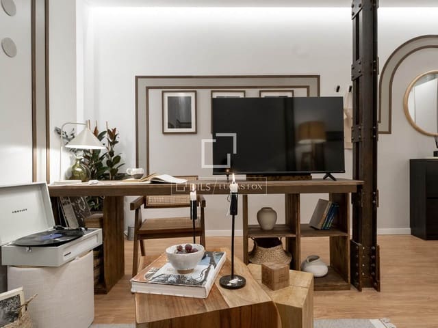 2 makuuhuone Huoneisto myytävänä paikassa Rios Rosas, Madrid kaupunki - 745 000 € (Ref: 10154207)