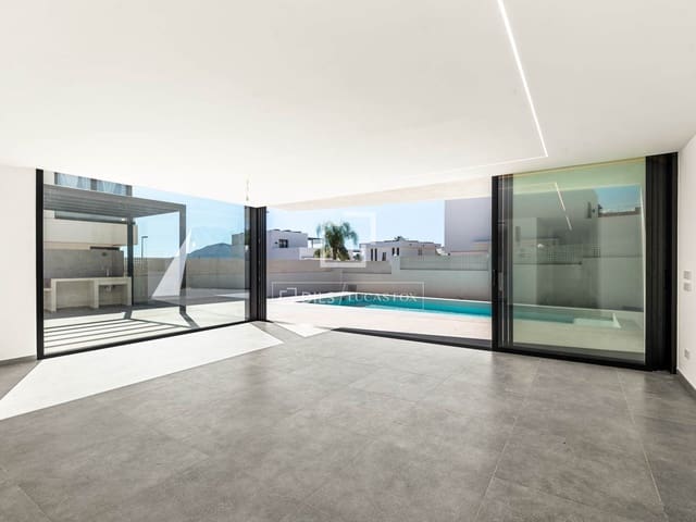 3 soverom Villa til salgs i La Nucia med svømmebasseng garasje - € 1 299 000 (Ref: 10154380)