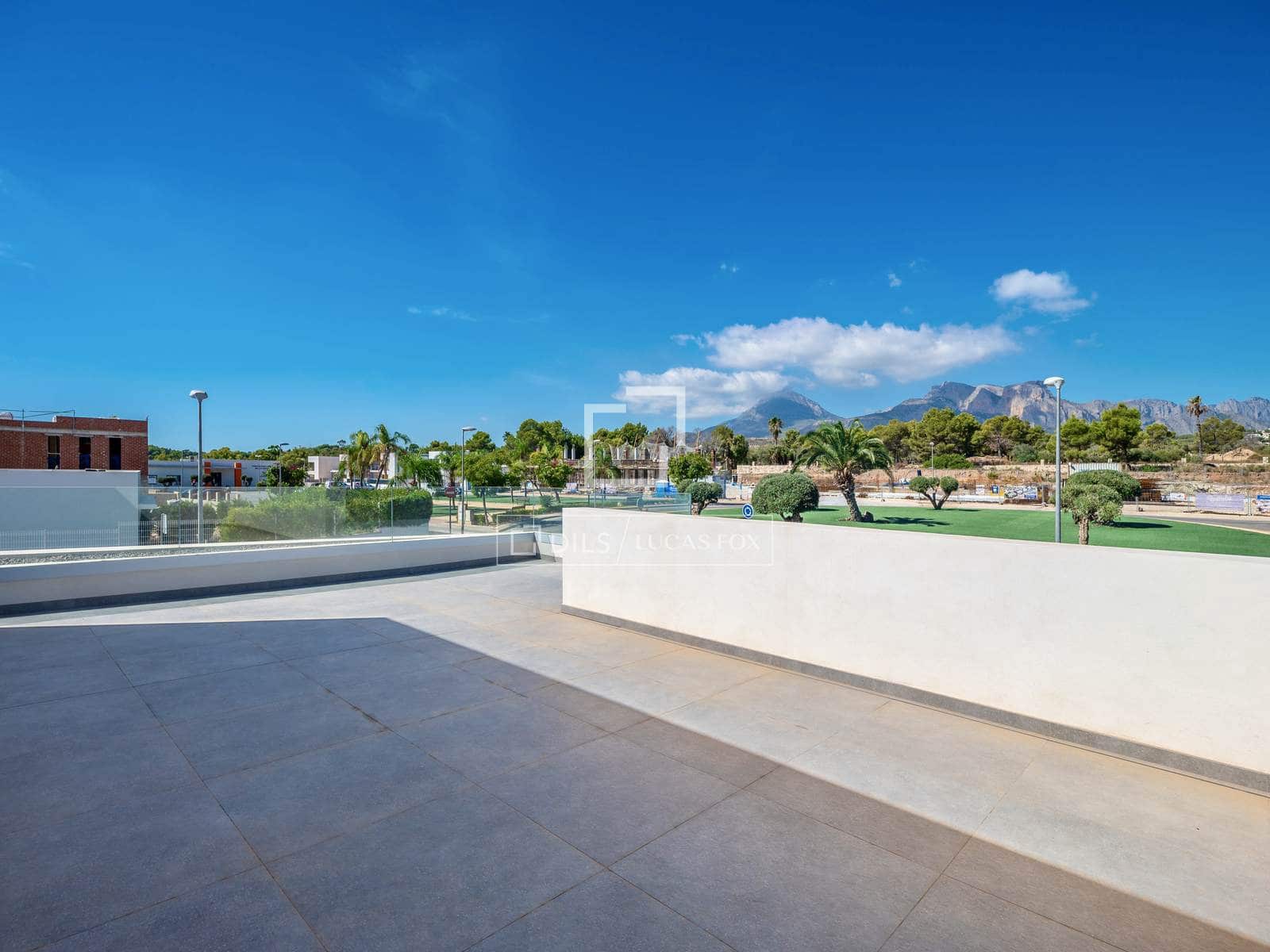 3 bedroom Villa for sale in La Nucia with pool garage - € 1,299,000 (Ref: 10154380)