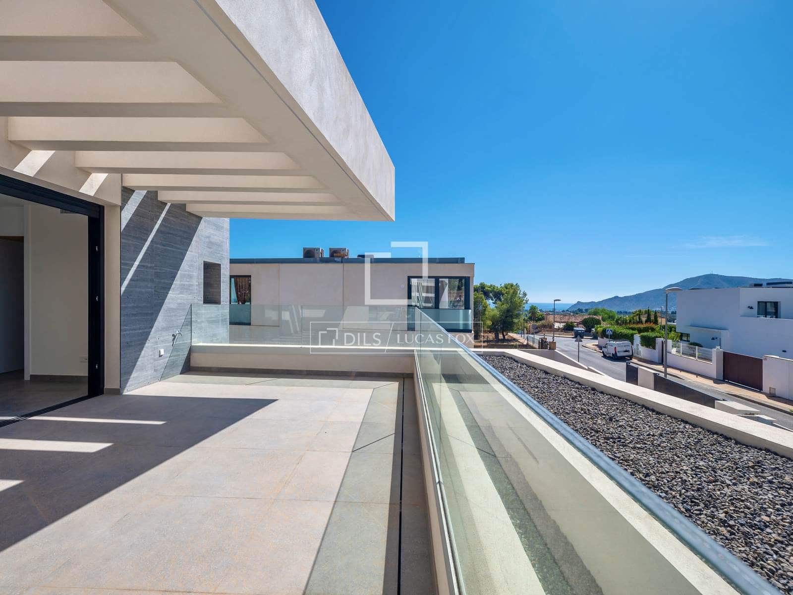 3 bedroom Villa for sale in La Nucia with pool garage - € 1,299,000 (Ref: 10154380)