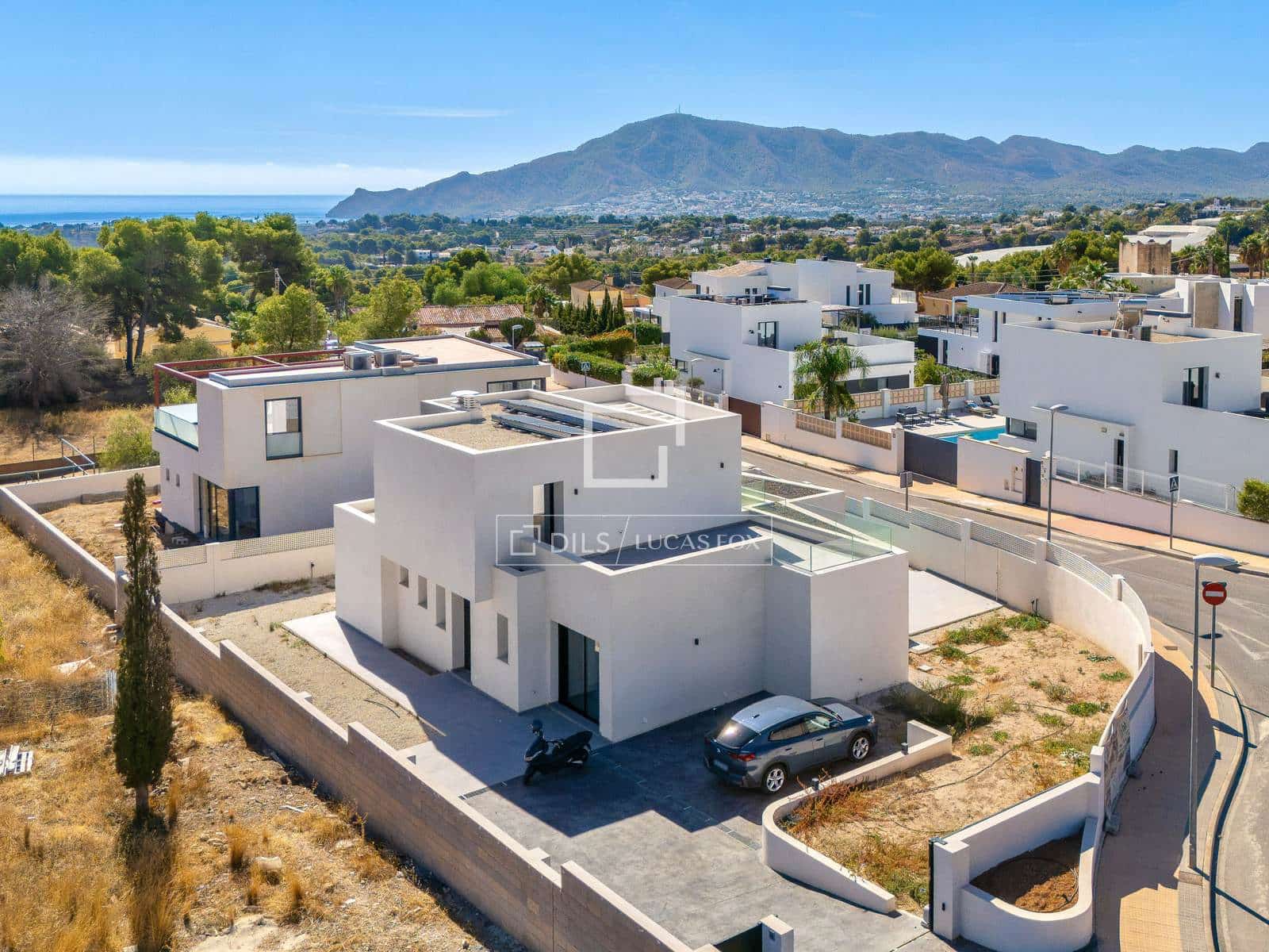 3 bedroom Villa for sale in La Nucia with pool garage - € 1,299,000 (Ref: 10154380)