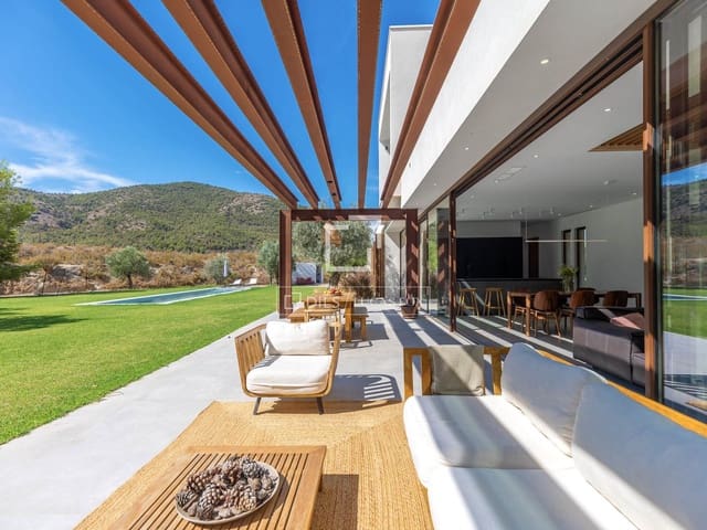 4 soveværelse Villa til salg i Finestrat med swimmingpool garage - € 1.550.000 (Ref: 10154381)