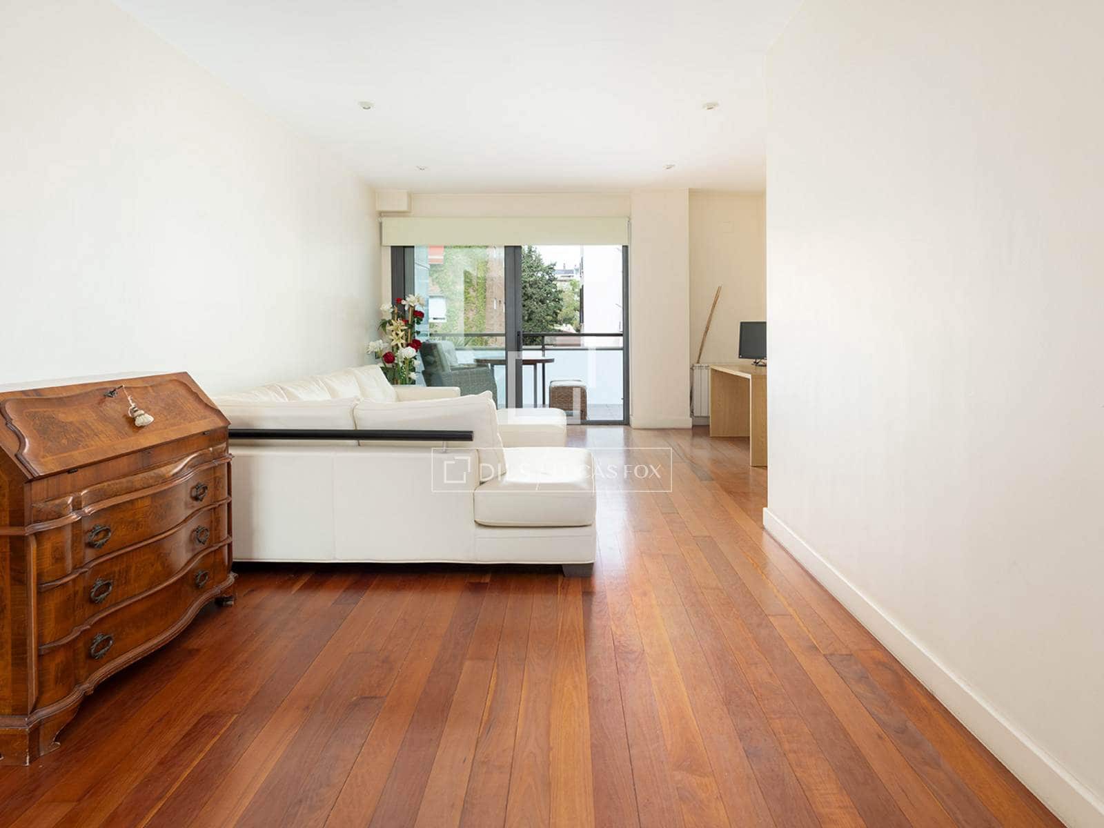 2 slaapkamer Appartement te huur in Barcelona stad met zwembad garage - € 2.868 (Ref: 10154382)