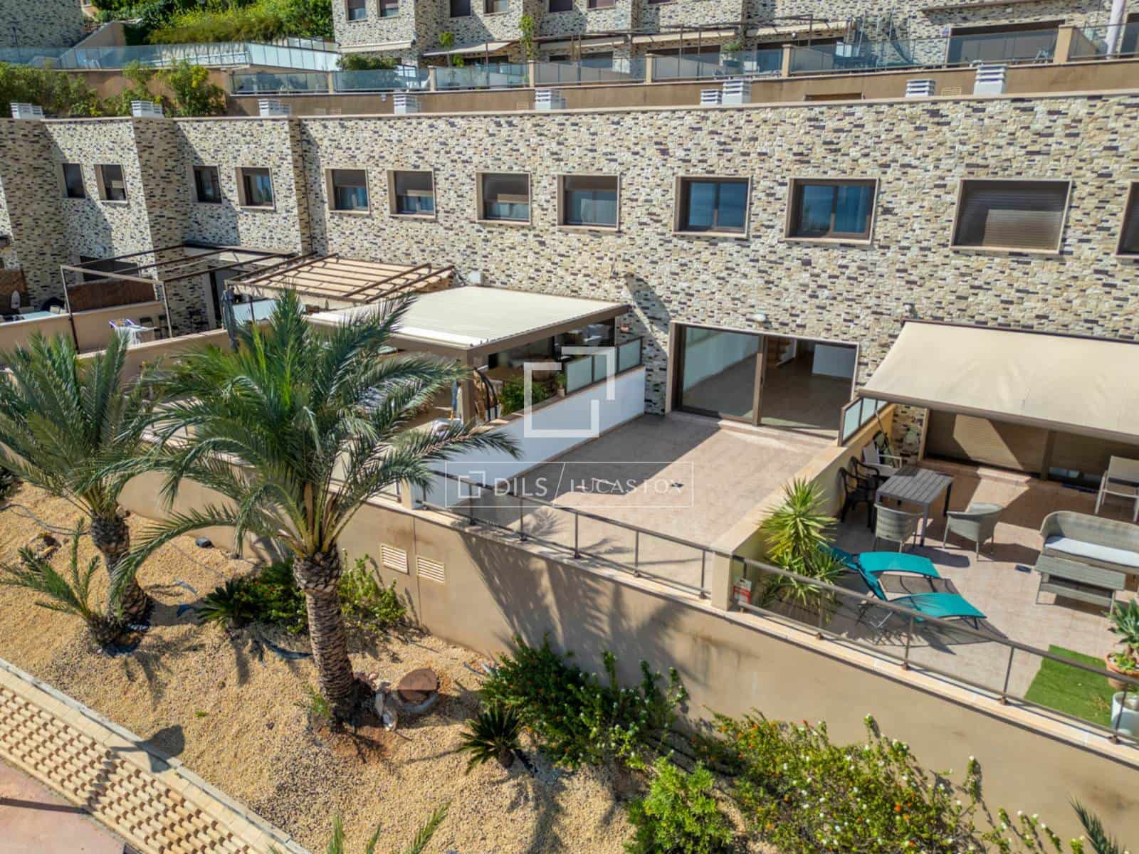 3 bedroom Villa for sale in Elche / Elx with pool garage - € 495,000 (Ref: 10155509)