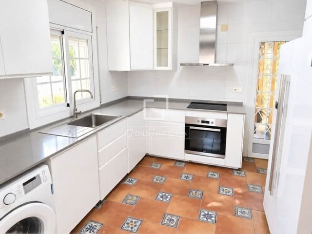 4 sypialnia Willa na sprzedaż w Sant Cugat del Vallès z basenem garażem - 1 165 000 € (Ref: 10155510)