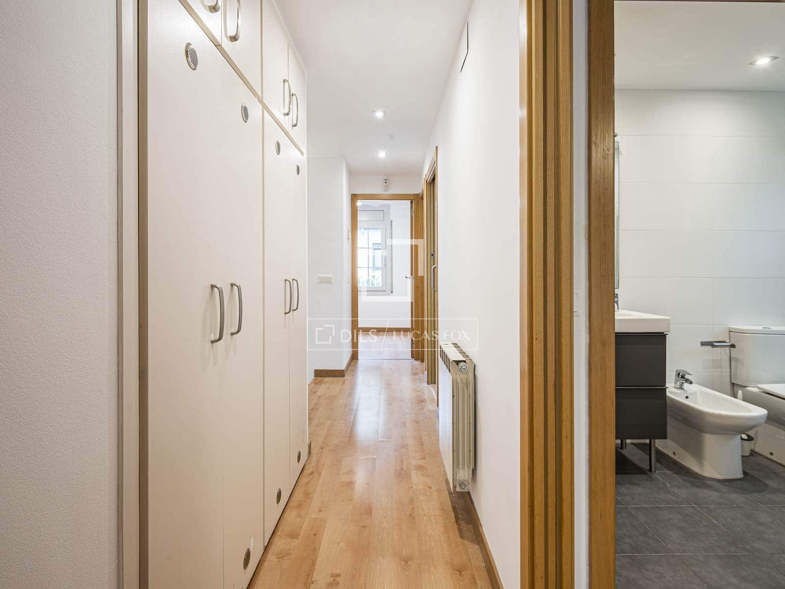 4 soveværelse Villa til salg i Sant Cugat del Valles med swimmingpool garage - € 1.165.000 (Ref: 10155510)