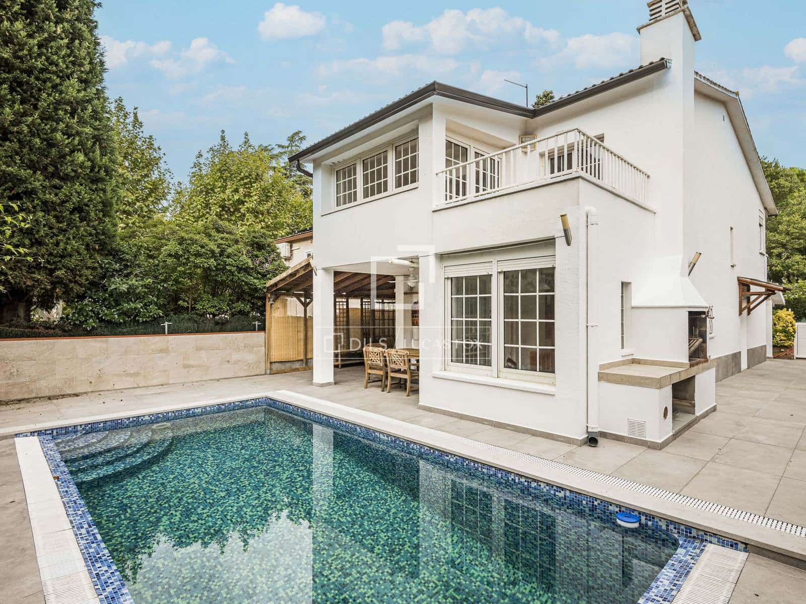 4 soveværelse Villa til salg i Sant Cugat del Valles med swimmingpool garage - € 1.165.000 (Ref: 10155510)