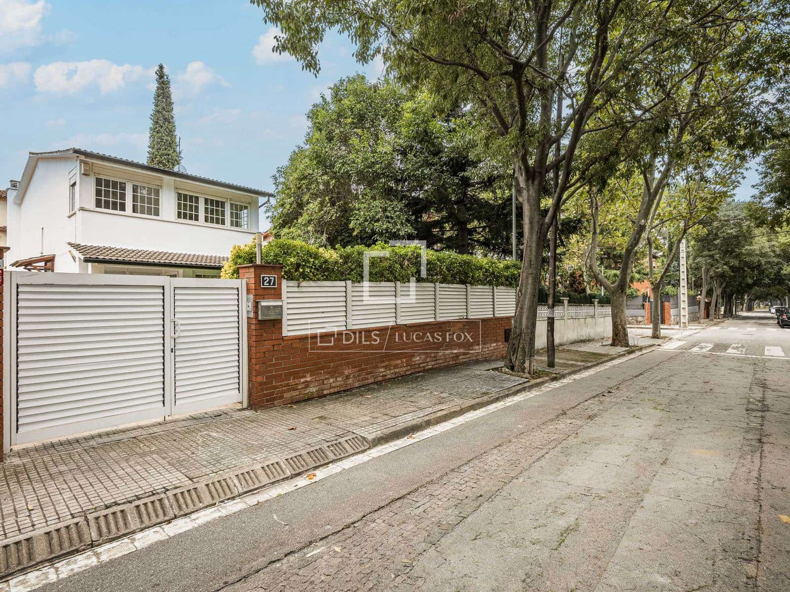 4 soveværelse Villa til salg i Sant Cugat del Valles med swimmingpool garage - € 1.165.000 (Ref: 10155510)