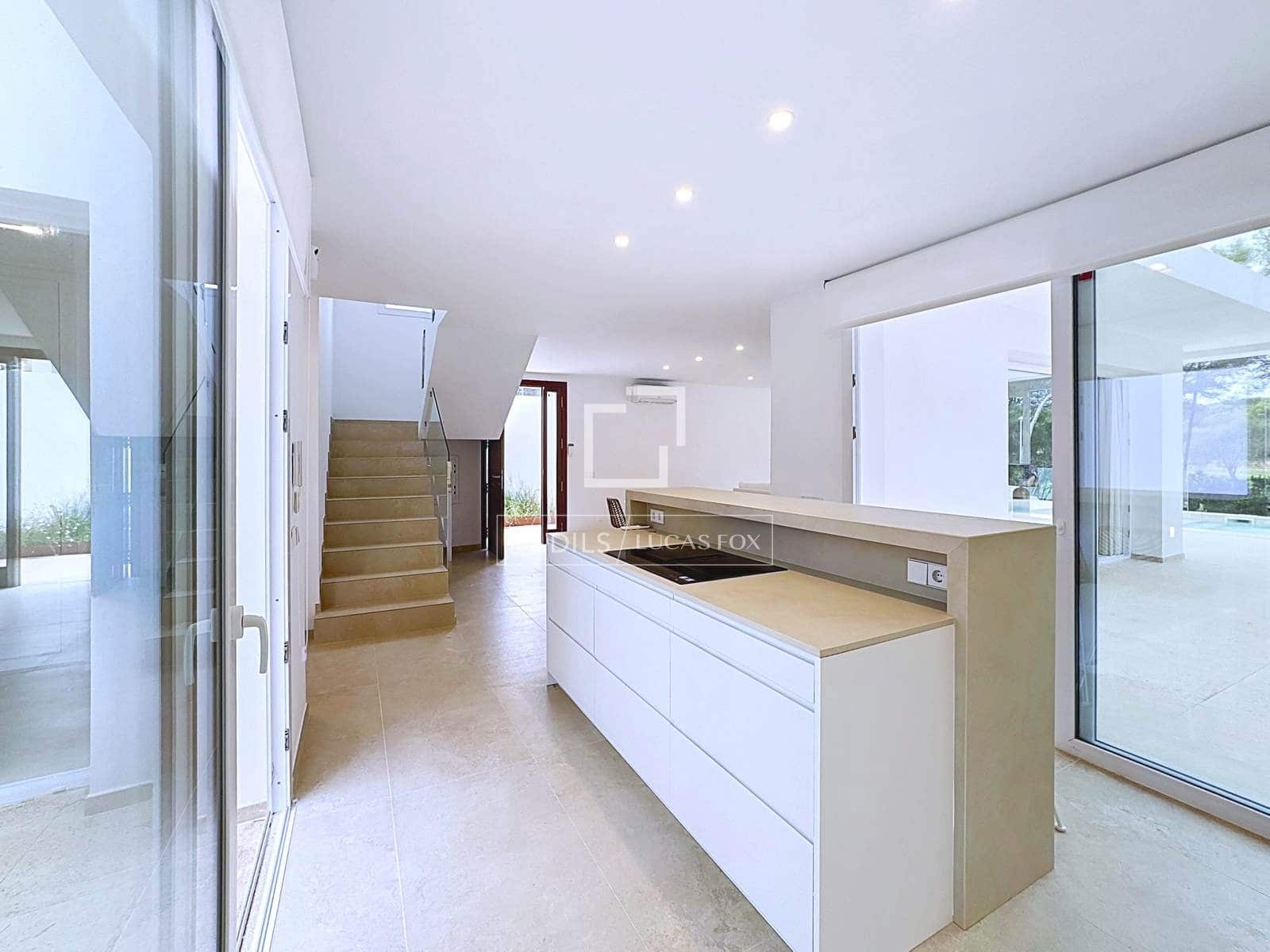 4 slaapkamer Villa te koop in Es Mercadal met zwembad garage - € 1.250.000 (Ref: 10155848)