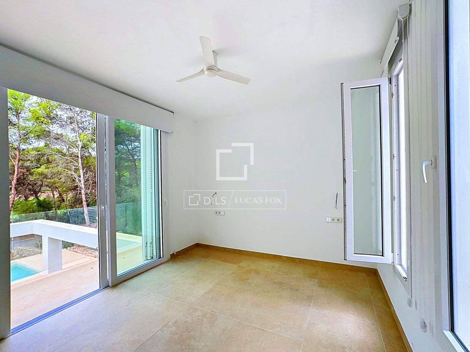 4 slaapkamer Villa te koop in Es Mercadal met zwembad garage - € 1.250.000 (Ref: 10155848)