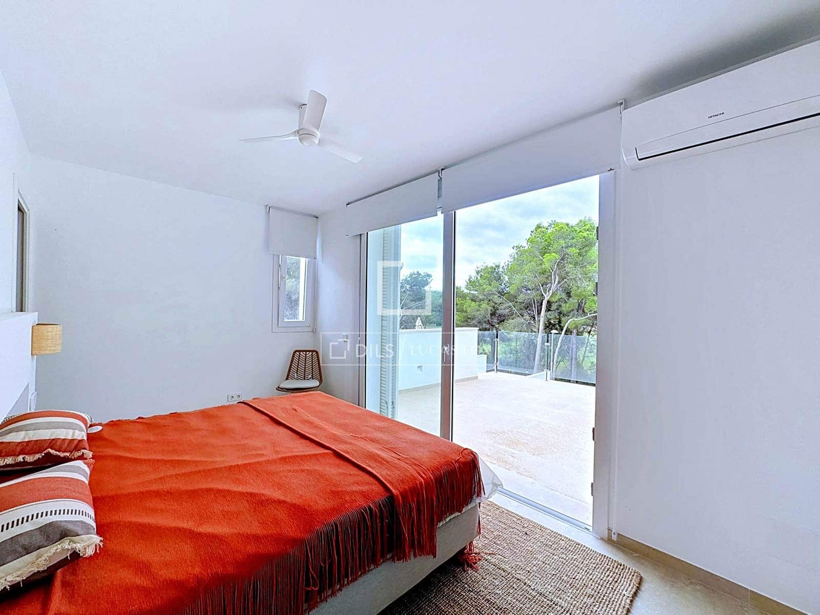 4 slaapkamer Villa te koop in Es Mercadal met zwembad garage - € 1.250.000 (Ref: 10155848)