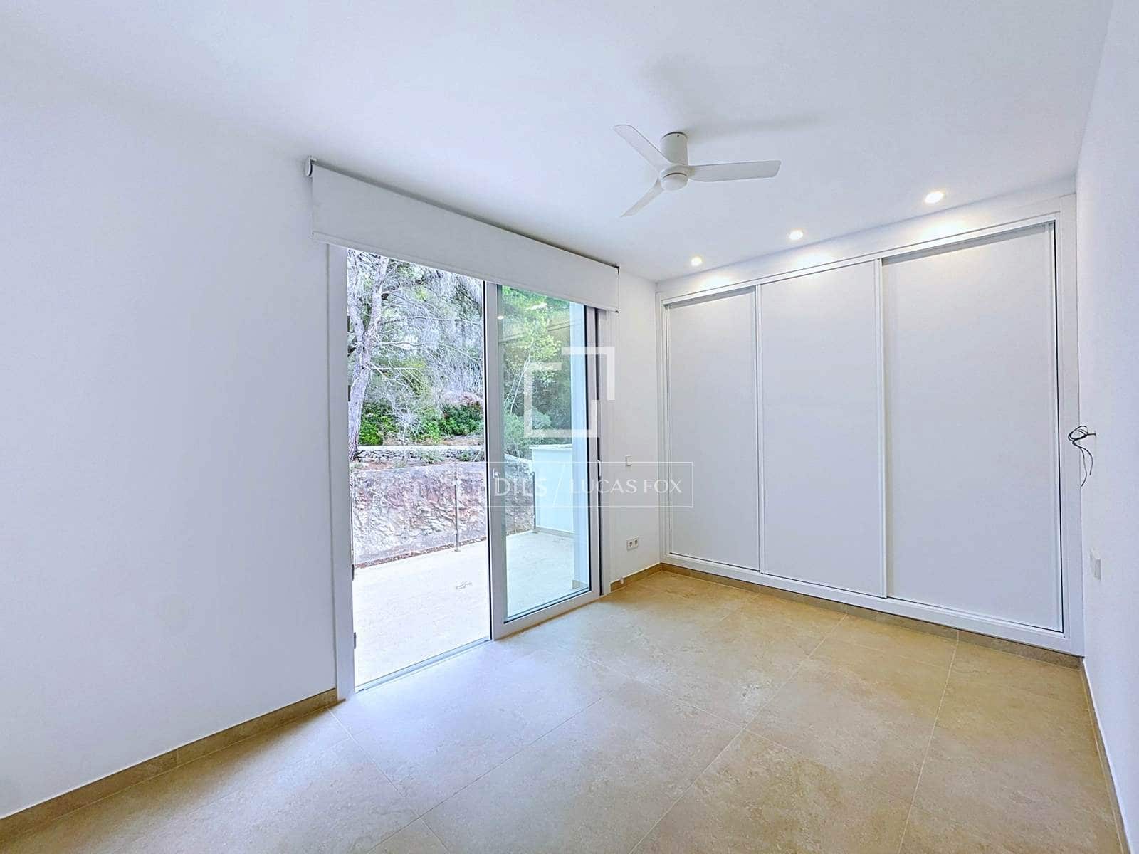 4 slaapkamer Villa te koop in Es Mercadal met zwembad garage - € 1.250.000 (Ref: 10155848)