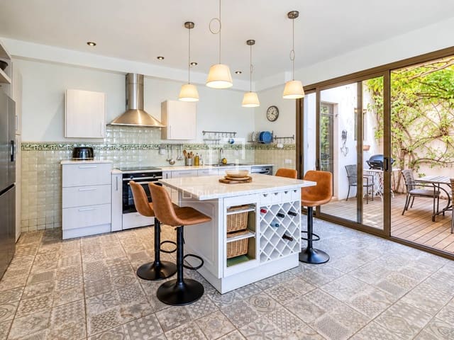 5 camera da letto Villa in vendita in Sitges con piscina garage - 1.595.000 € (Rif: 10155849)