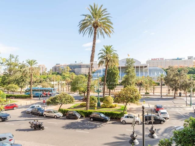 Apartamento de 4 habitaciones en València ciudad en venta - 750.000 € (Ref: 10155852)