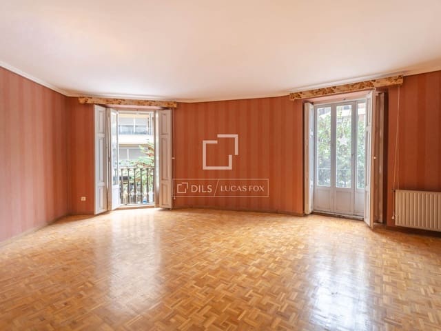 6 sovrum Lägenhet till salu i Valencia stad - 1 275 000 € (Ref: 10155853)