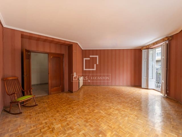 6 sovrum Lägenhet till salu i Valencia stad - 1 275 000 € (Ref: 10155853)