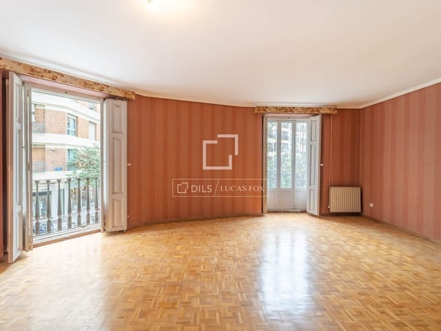 6 sovrum Lägenhet till salu i Valencia stad - 1 275 000 € (Ref: 10155853)