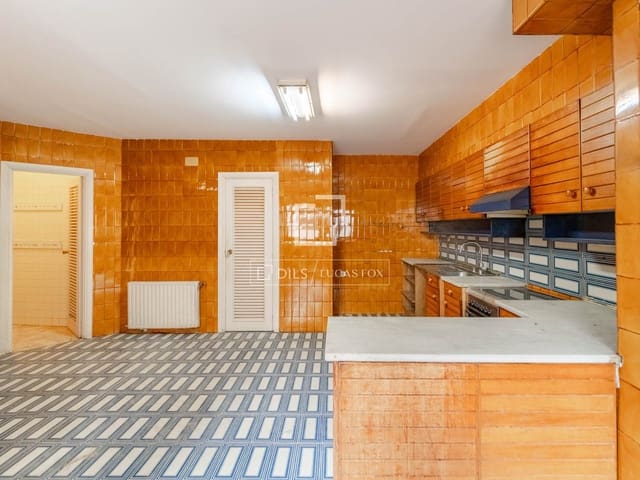 6 sovrum Lägenhet till salu i Valencia stad - 1 275 000 € (Ref: 10155853)