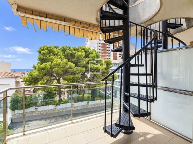 2 makuuhuone Huoneisto myytävänä paikassa Coma-Ruga, El Vendrell mukana uima-altaan 
autotalli - 239 000 € (Ref: 10156158)