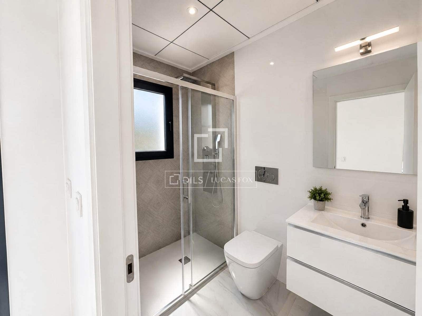 3 bedroom Villa for sale in Polop with pool garage - € 469,000 (Ref: 10156780)