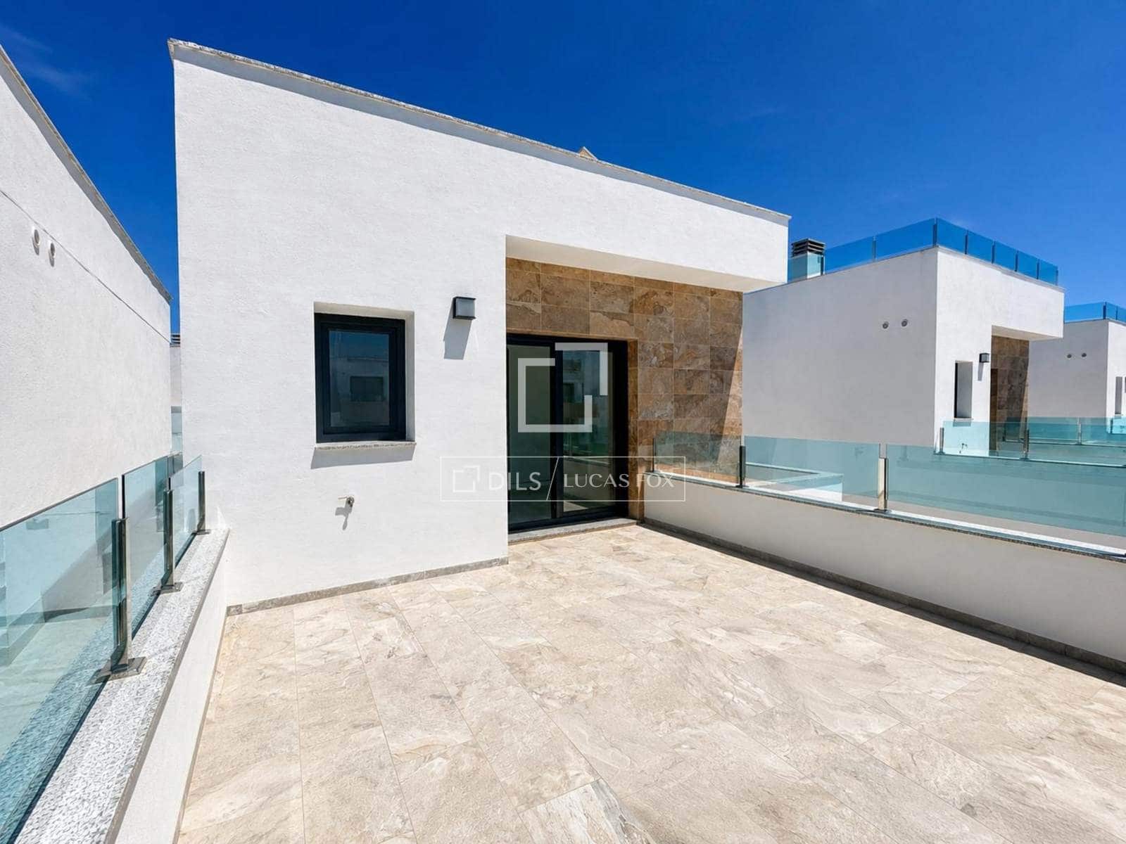 3 bedroom Villa for sale in Polop with pool garage - € 469,000 (Ref: 10156780)