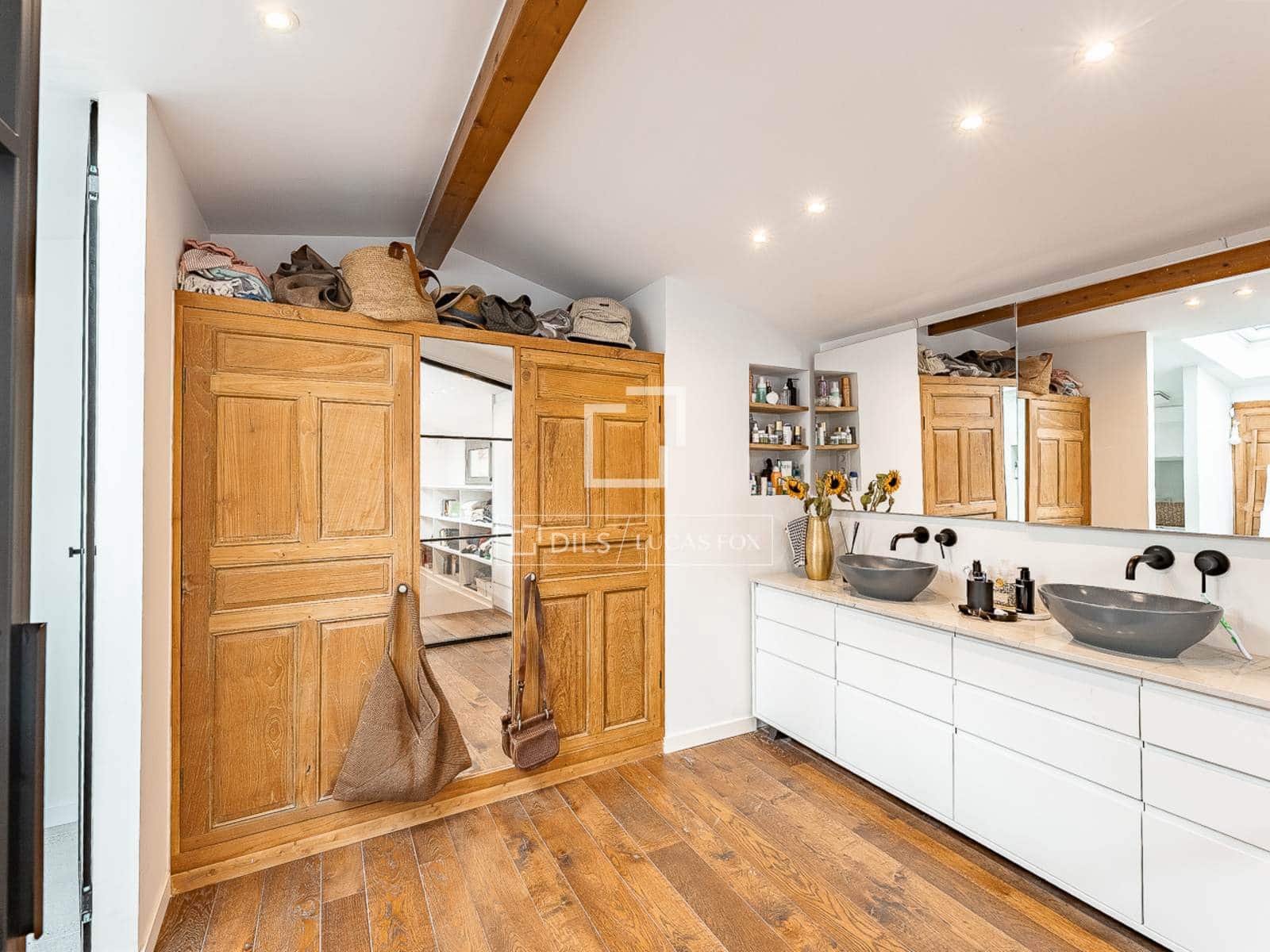 5 sypialnia Willa na sprzedaż w Miasto Barcelona z basenem - 2 600 000 € (Ref: 10156781)