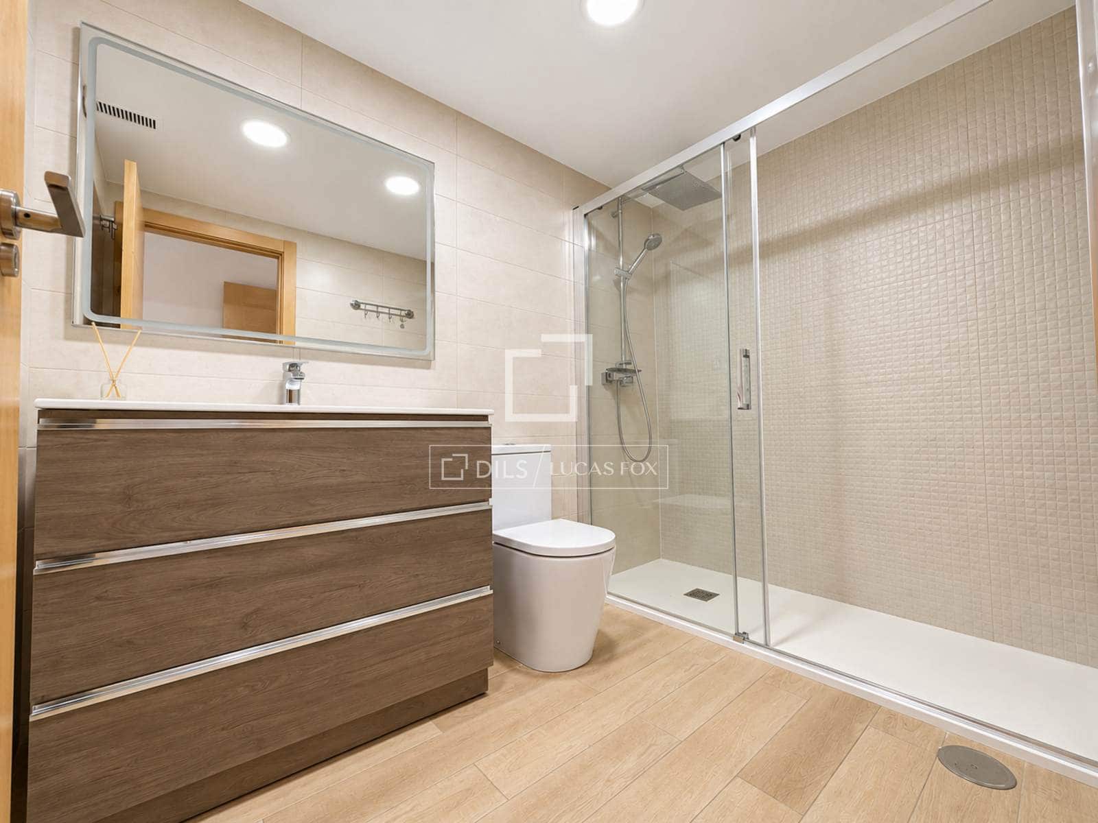 4 camera da letto Appartamento da affittare in Alicante citta con piscina garage - 1.300 € (Rif: 10156916)