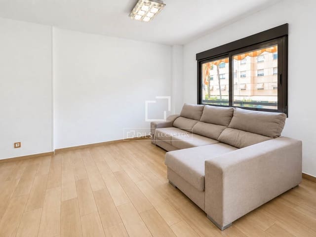 4 soverom Leilighet til leie i Alicante by med svømmebasseng garasje - € 1 300 (Ref: 10156916)