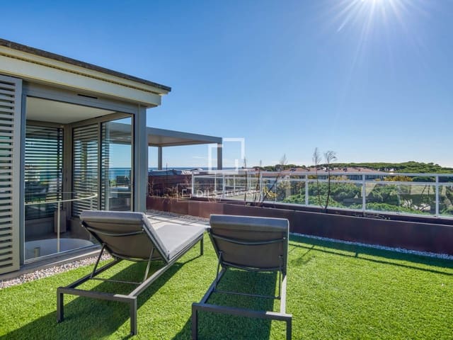 4 makuuhuone Kattohuoneisto myytävänä paikassa Platja d'Aro, Castell-Platja d'Aro mukana uima-altaan 
autotalli - 3 290 000 € (Ref: 10158083)
