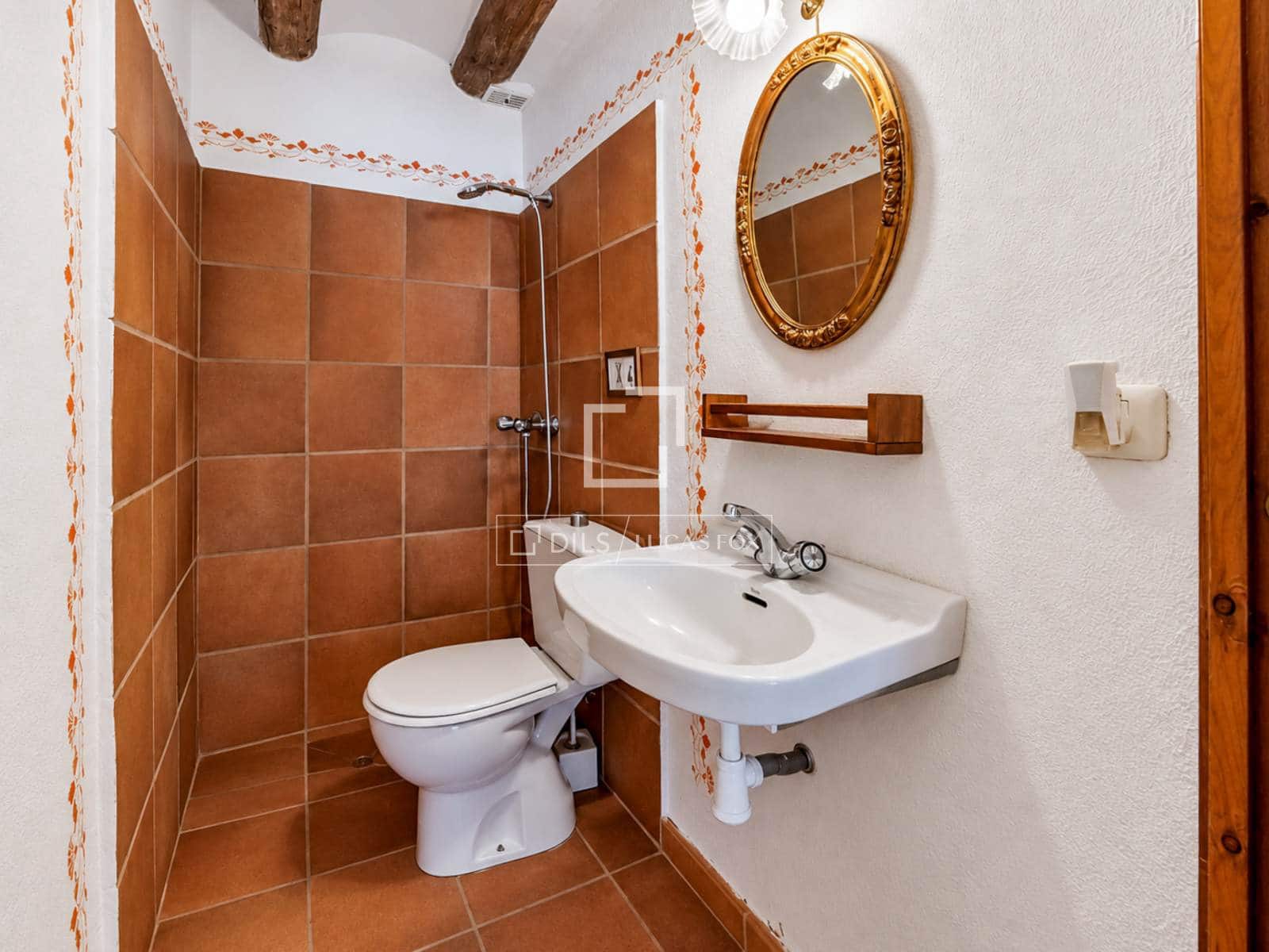 5 bedroom Finca/Country House for sale in Torrelles de Foix with pool garage - € 650,000 (Ref: 10158084)