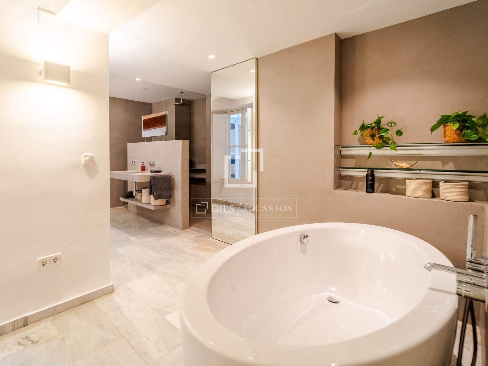 1 slaapkamer Appartement te koop in Valencia stad - € 639.000 (Ref: 10158085)