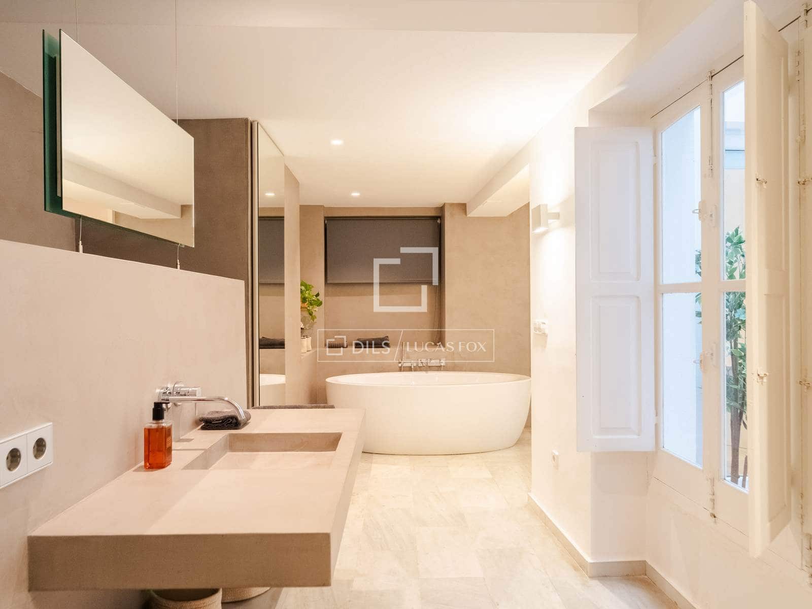 1 slaapkamer Appartement te koop in Valencia stad - € 639.000 (Ref: 10158085)