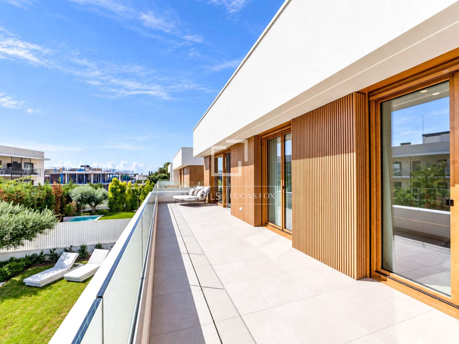 5 bedroom Villa for sale in Sitges with pool garage - € 2,890,000 (Ref: 10158315)