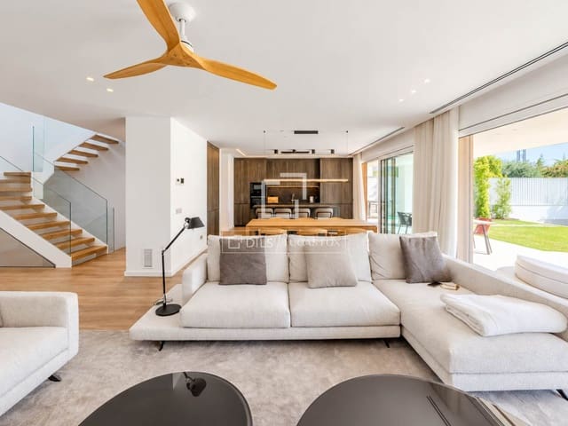 5 sovrum Villa till salu i Sitges med pool garage - 2 890 000 € (Ref: 10158315)