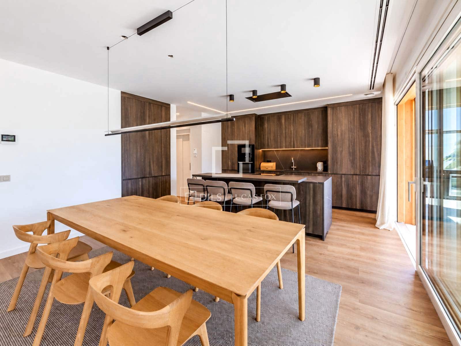 5 bedroom Villa for sale in Sitges with pool garage - € 2,890,000 (Ref: 10158315)
